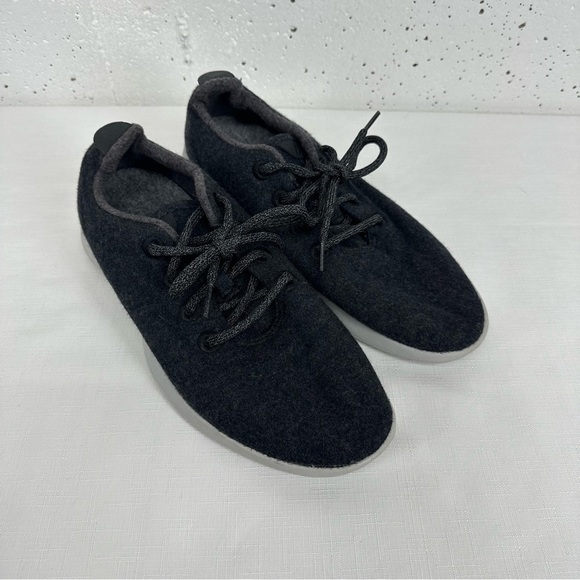Allbirds Men’s size 9 Dark Gray Wool Runners Sneakers - Picture 1 of 11